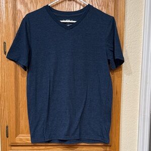 Urban Pipeline Ultimate Tee Men's Blue V-Neck - Size Small